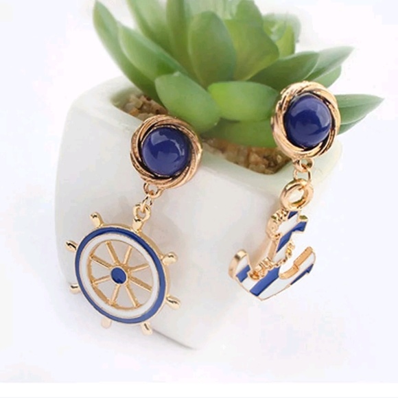 Anchor Earrings - Picture 2 of 5